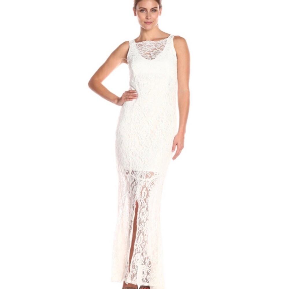 Marina NWD Ivory Lace Gown Sz 22W Front Slit V Back Stretch Wedding Dress Bridal